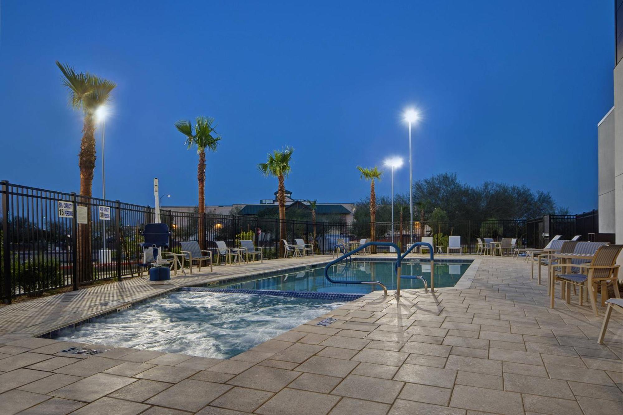 Towneplace Suites By Marriott Phoenix Glendale Sports & Entertainment District Εξωτερικό φωτογραφία